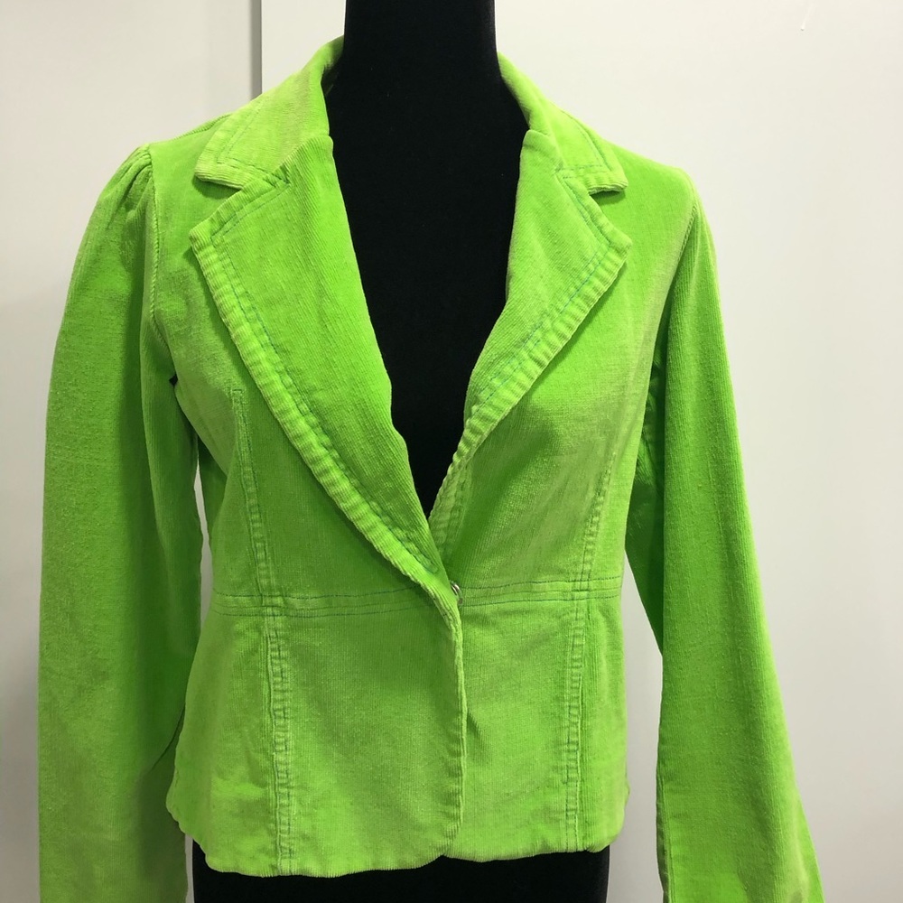 beautiful jacket.  only worn a few times